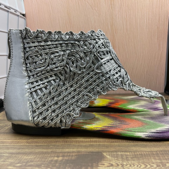 Two Lips silver sandals - Picture 5 of 6